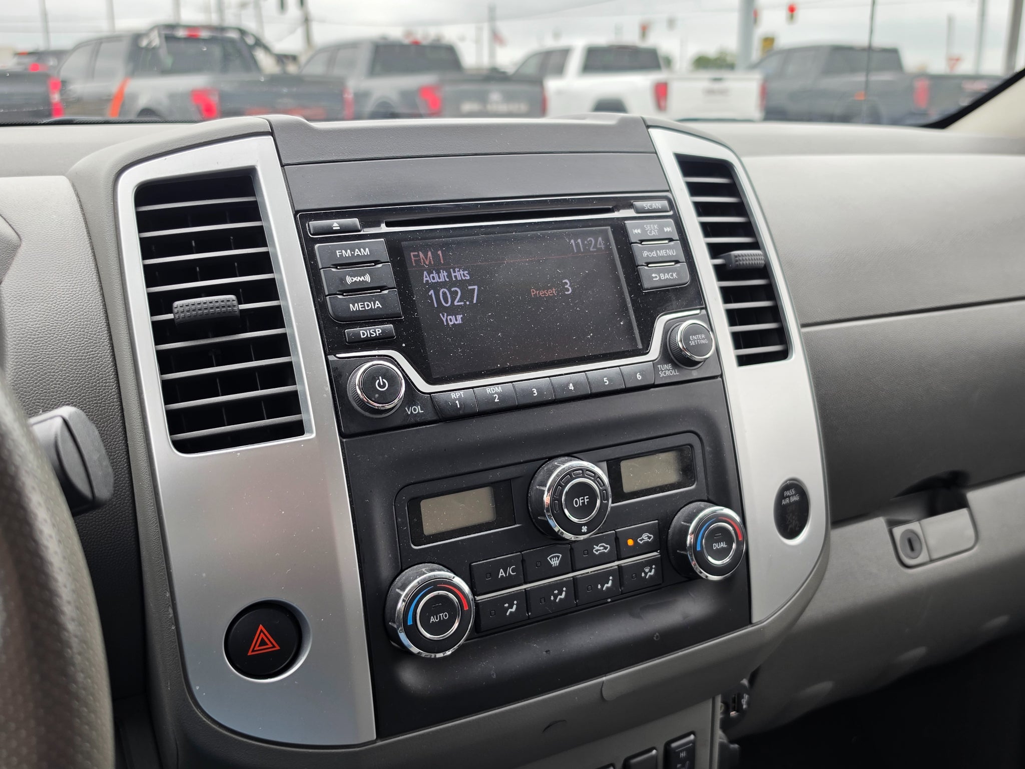 2017 Nissan Frontier SV V6