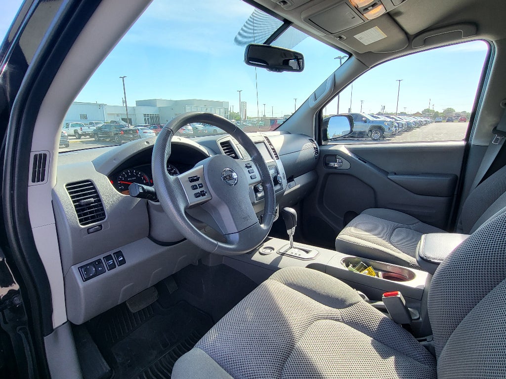 2021 Nissan Frontier SV