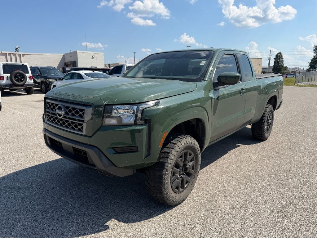 2023 Nissan Frontier SV