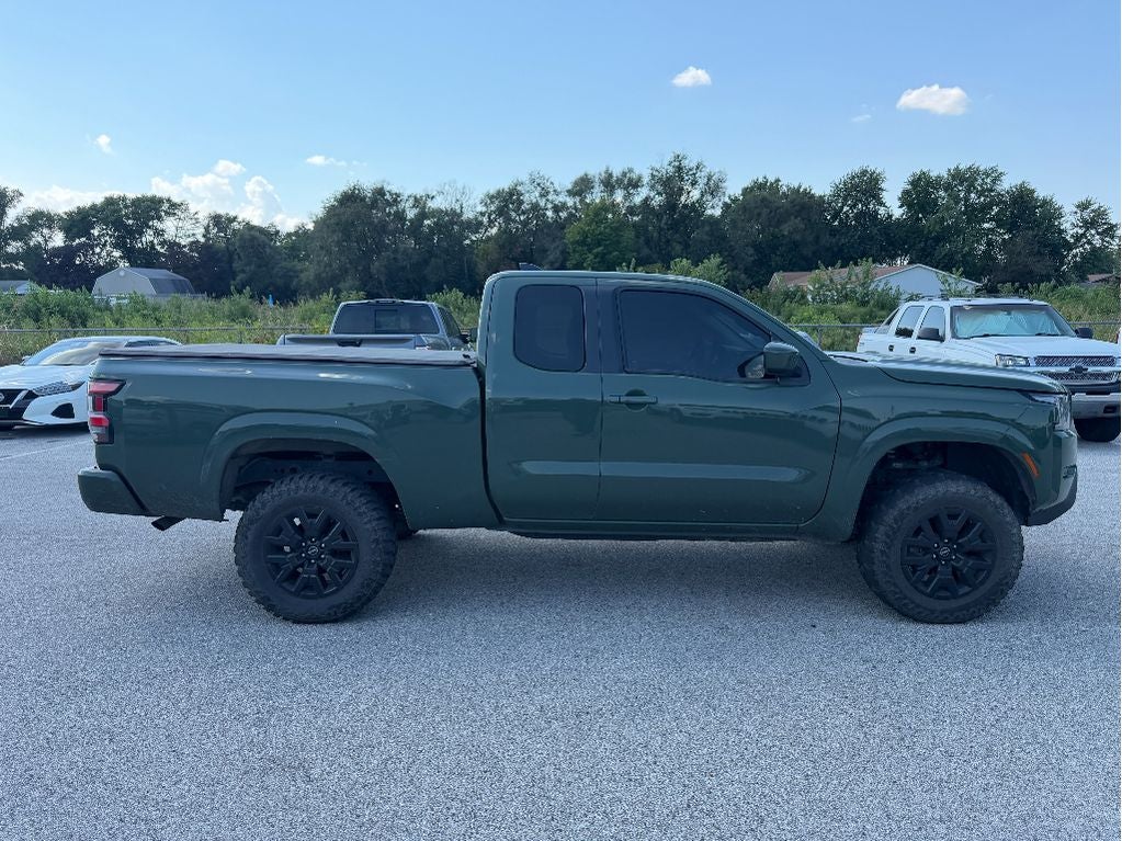 2023 Nissan Frontier SV