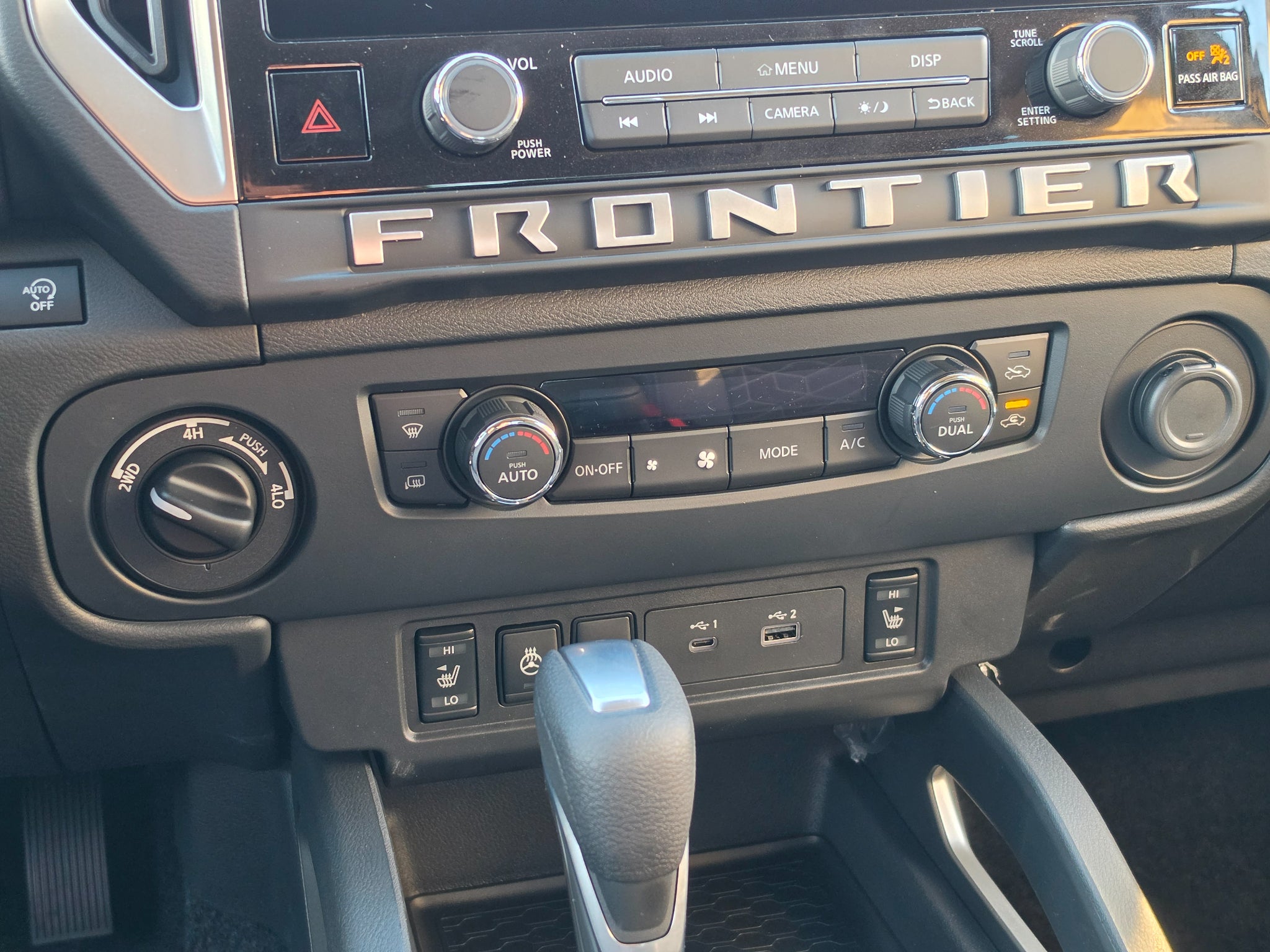 2027 Nissan Frontier SV