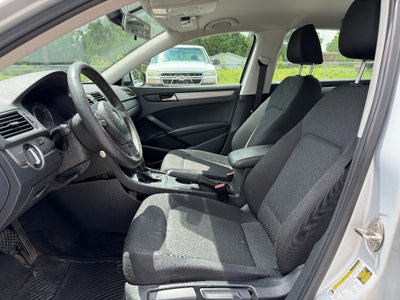 2015 Volkswagen Passat 1.8T S