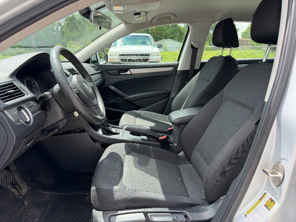 2015 Volkswagen Passat 1.8T S