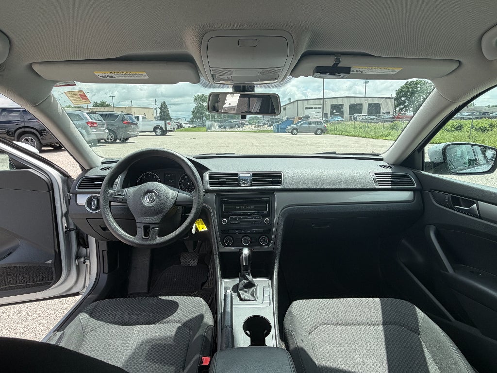 2015 Volkswagen Passat 1.8T S