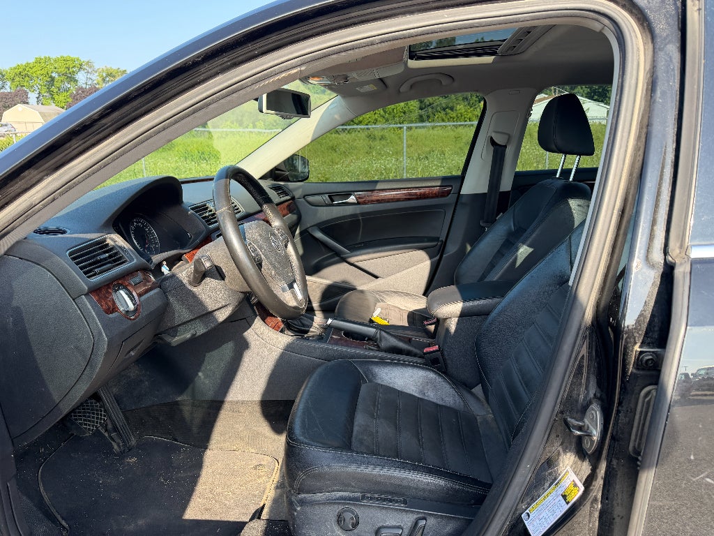 2013 Volkswagen Passat TDI SEL Premium