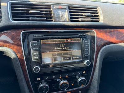 2013 Volkswagen Passat TDI SEL Premium