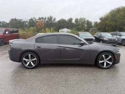 2017 Dodge Charger SXT