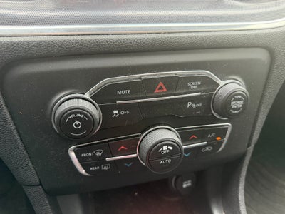 2017 Dodge Charger SXT