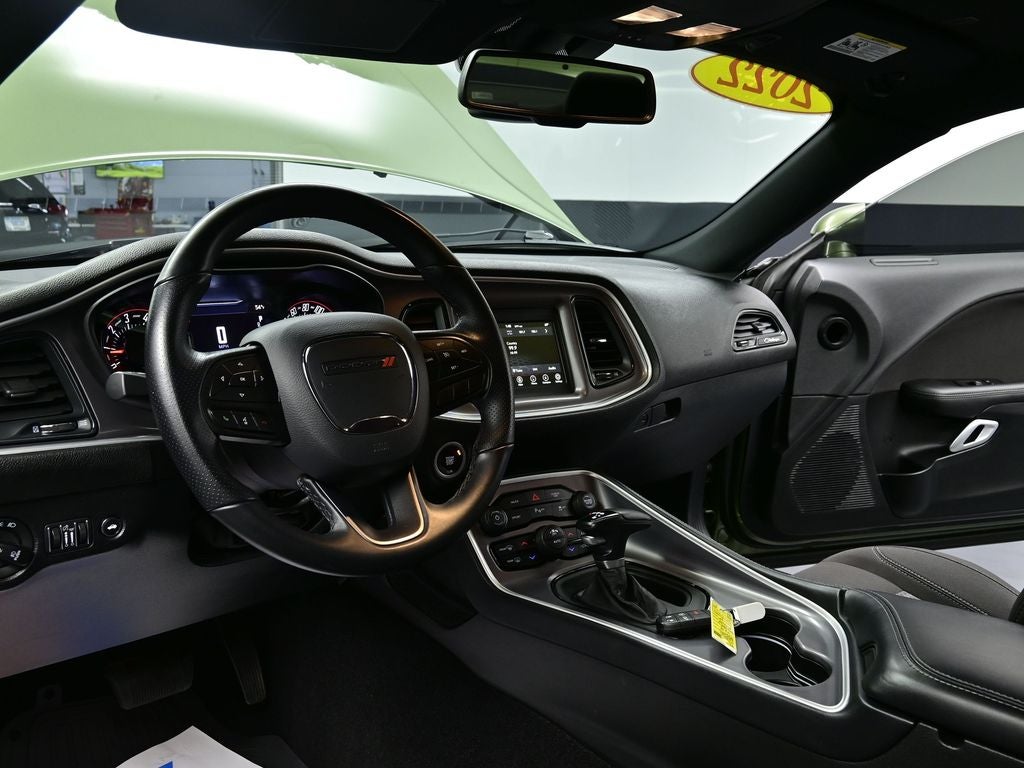 2022 Dodge Challenger SXT