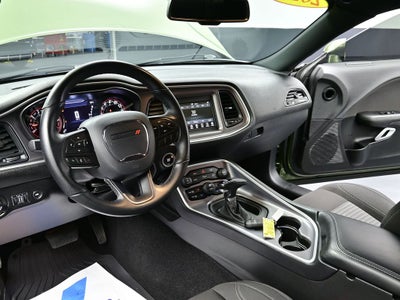 2022 Dodge Challenger SXT