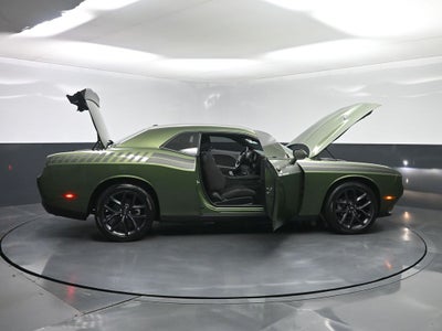 2022 Dodge Challenger SXT