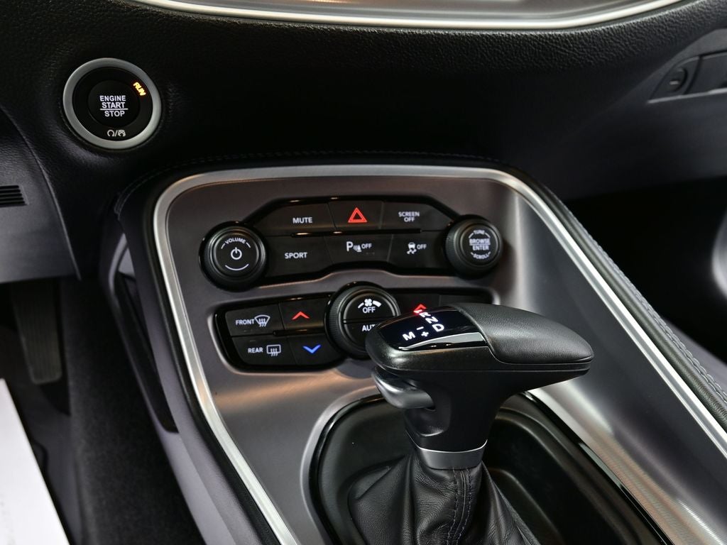 2022 Dodge Challenger SXT