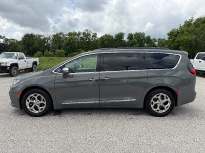 2022 Chrysler Pacifica Limited