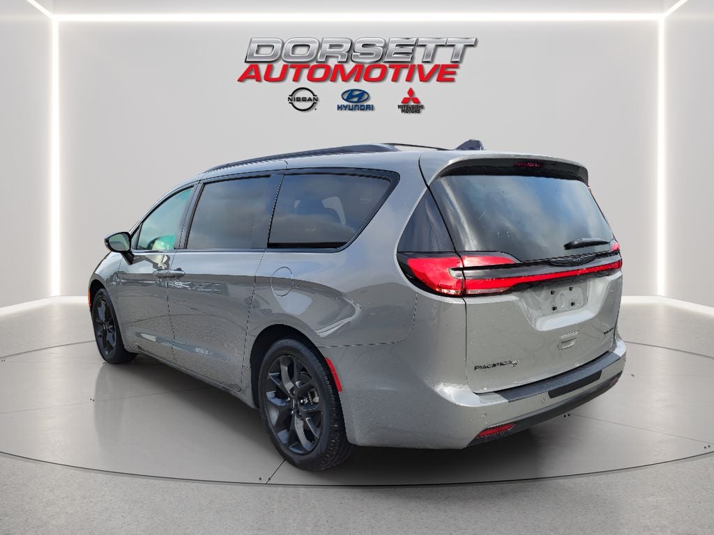 2025 Chrysler Pacifica Limited