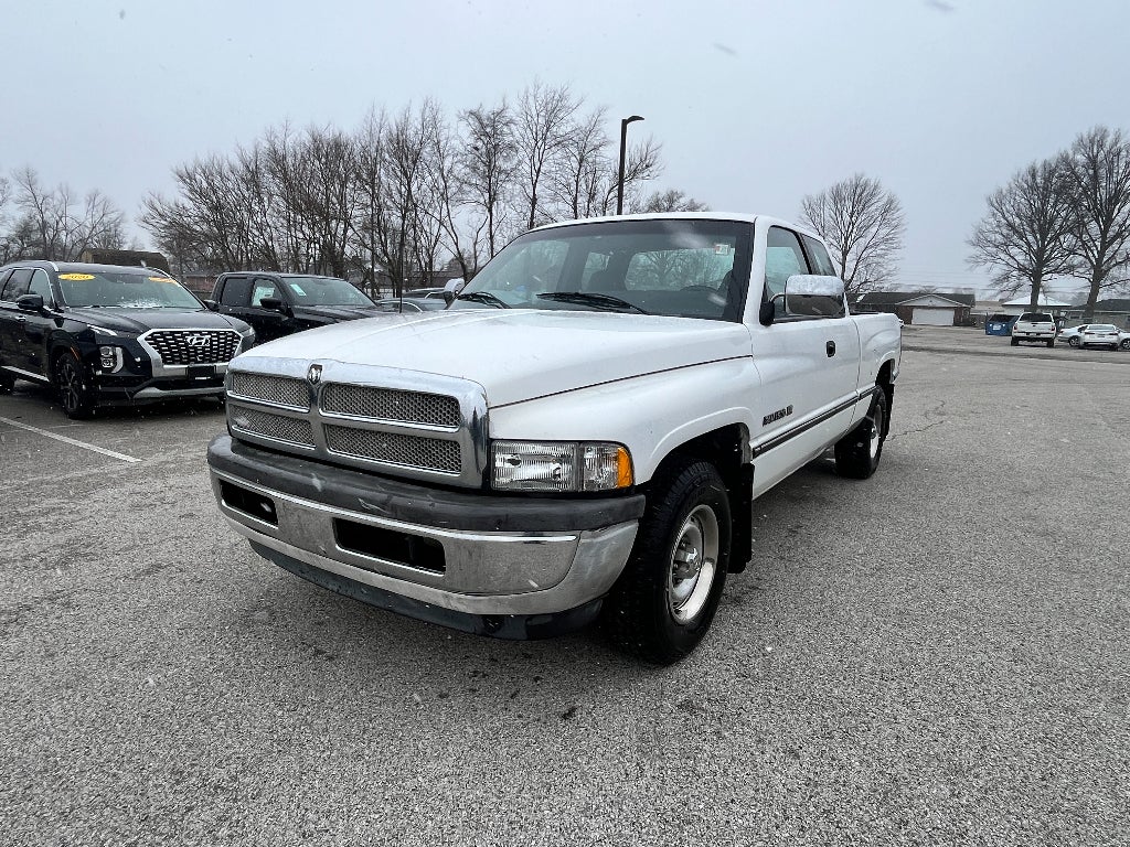 1996 Dodge Ram Pickup ST