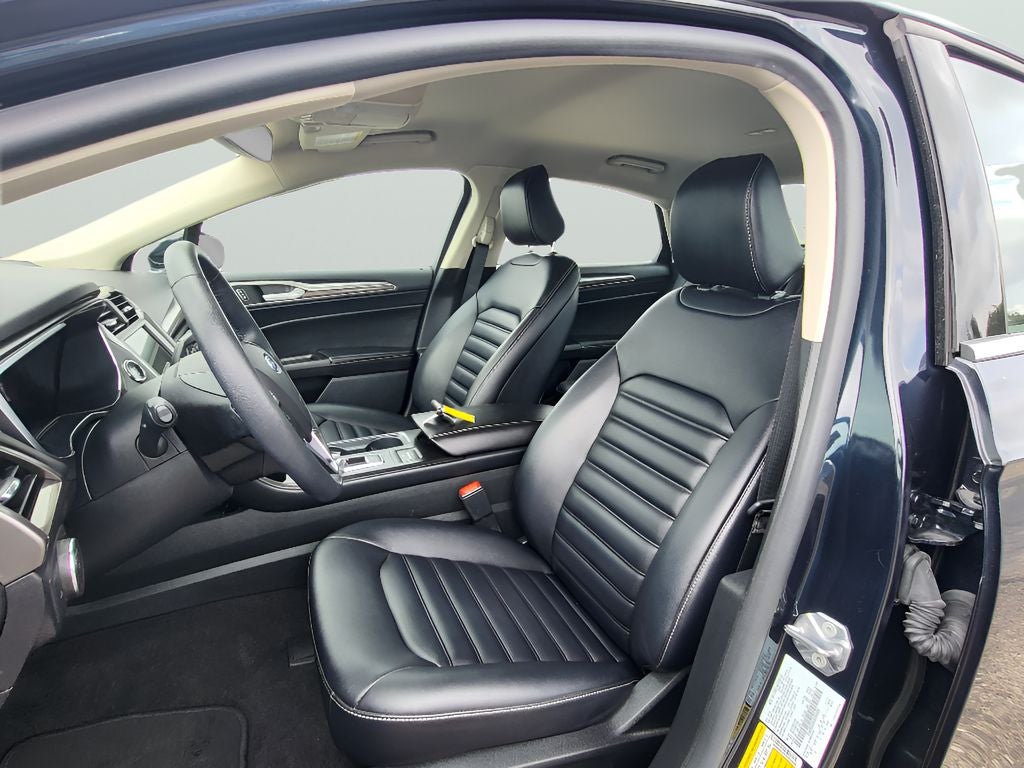 2020 Ford Fusion SEL