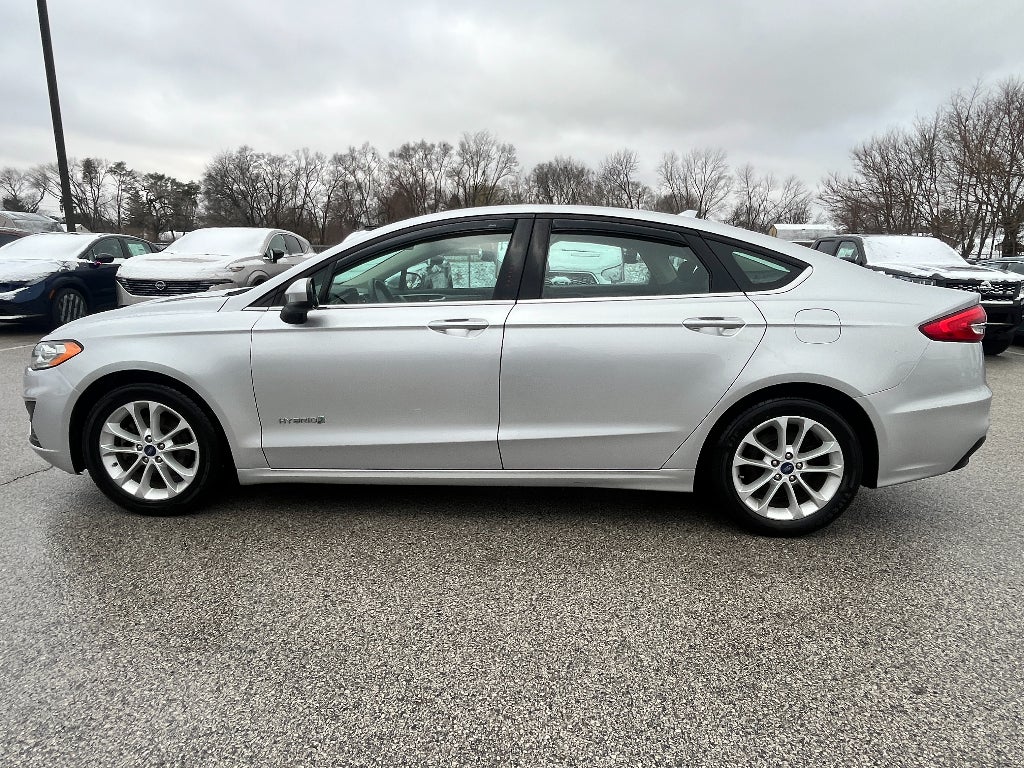 2019 Ford Fusion Hybrid SE