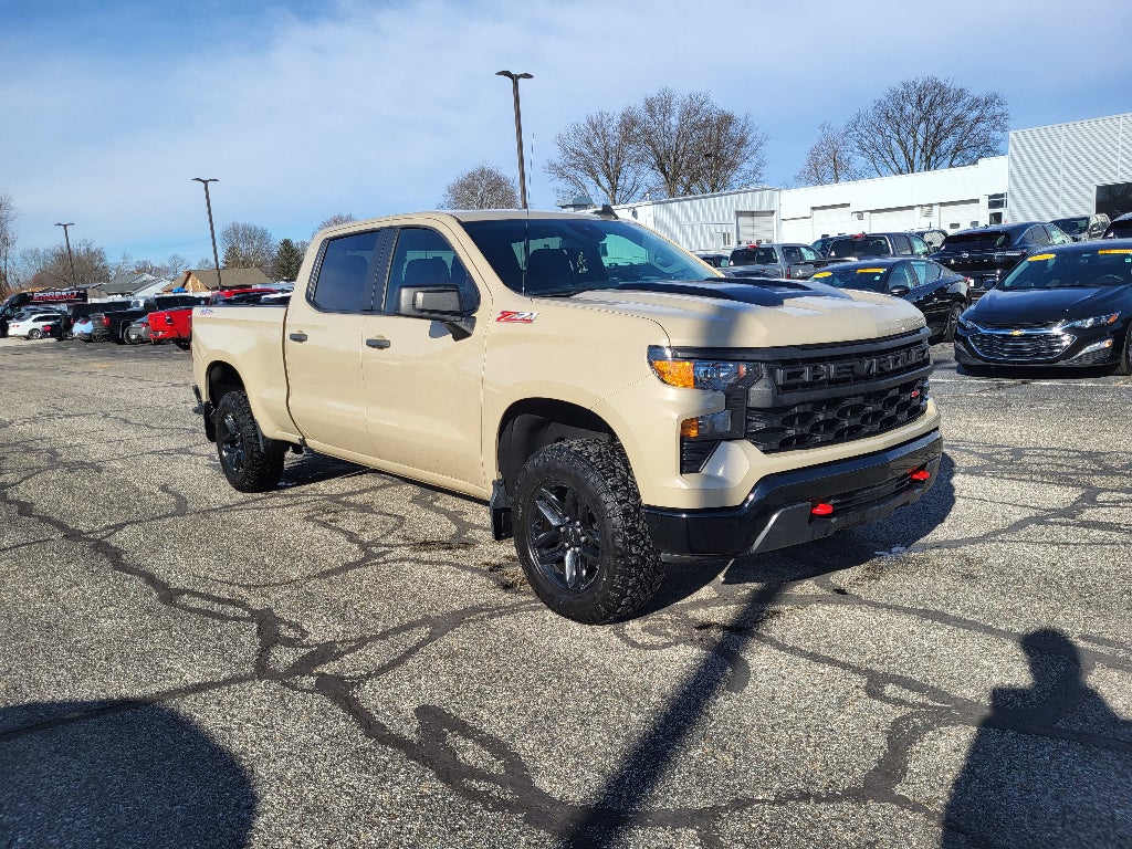 2022 Chevrolet Silverado Custom Trail Boss