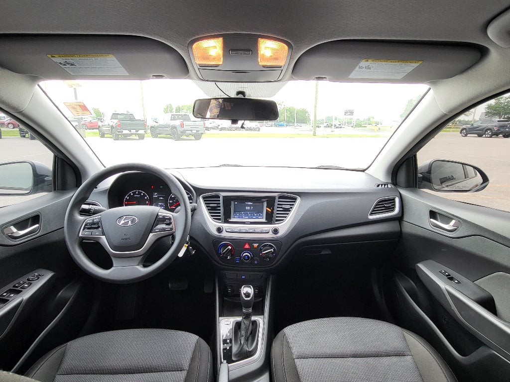 2022 Hyundai ACCENT SE
