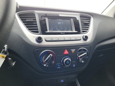 2022 Hyundai ACCENT SE
