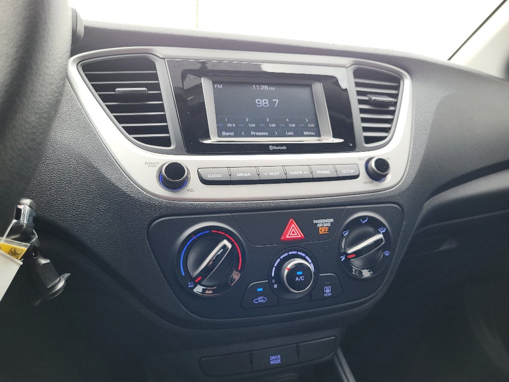 2022 Hyundai ACCENT SE