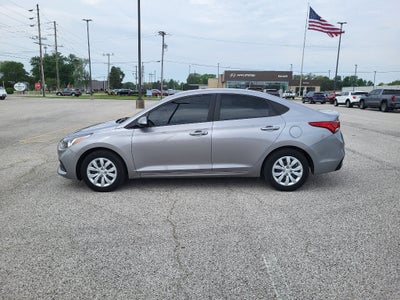 2022 Hyundai ACCENT SE