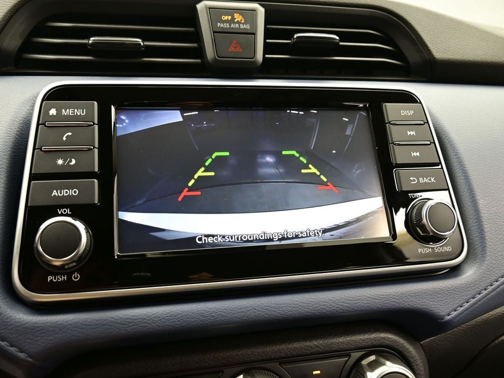 2025 Nissan Versa SV