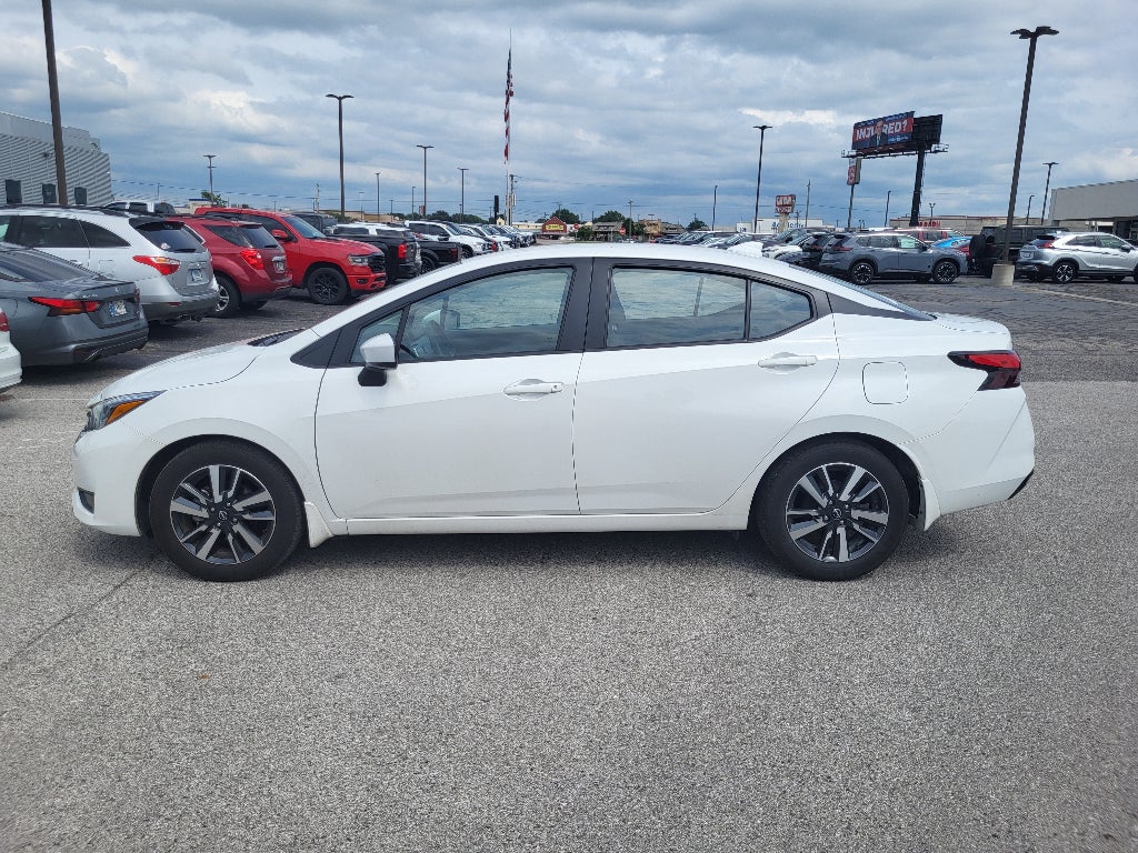 2025 Nissan Versa SV
