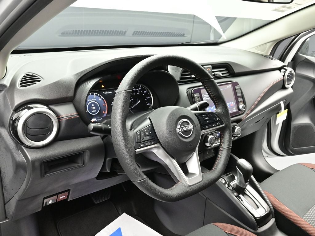 2025 Nissan Versa SR