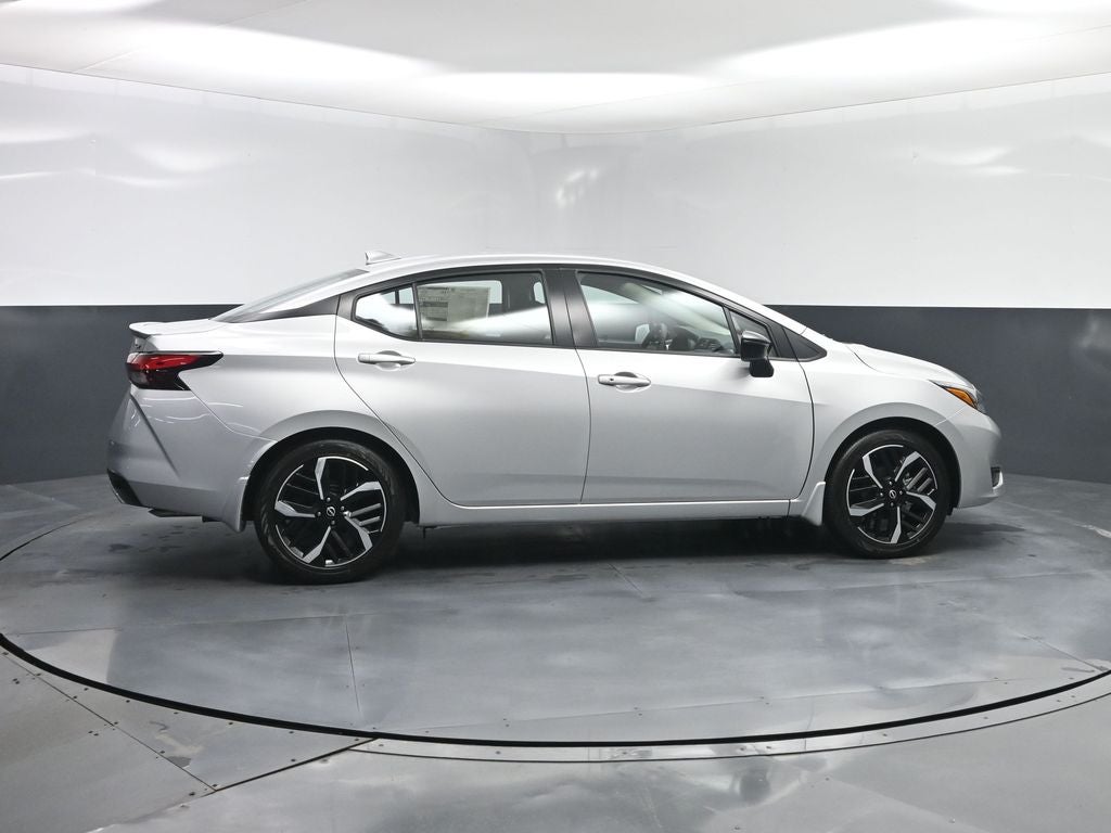 2025 Nissan Versa SR