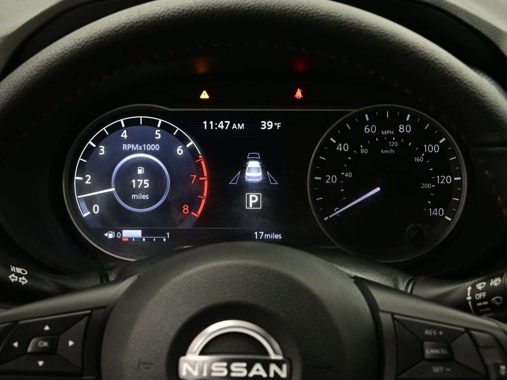 2025 Nissan Versa SR