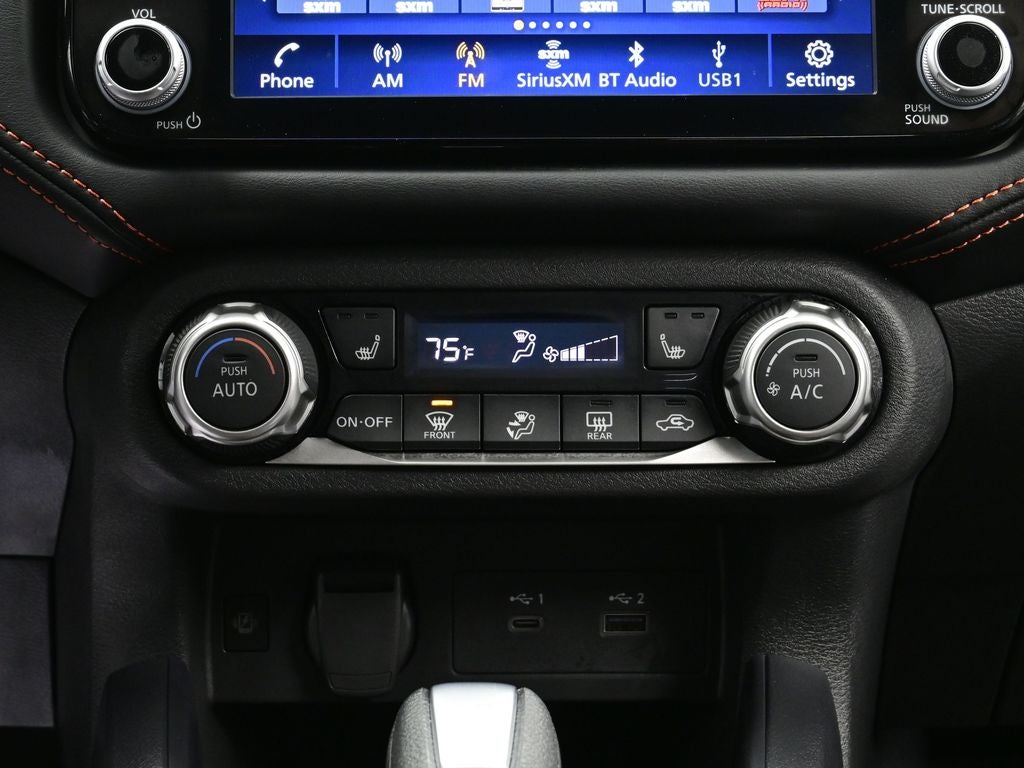 2025 Nissan Versa SR