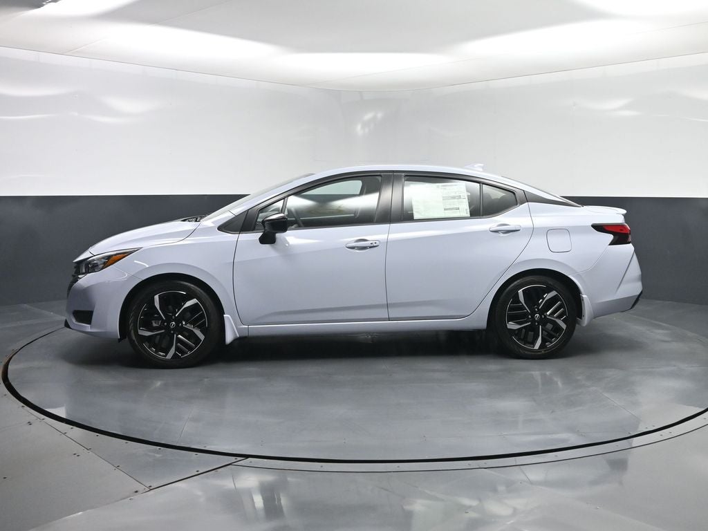 2025 Nissan Versa SR