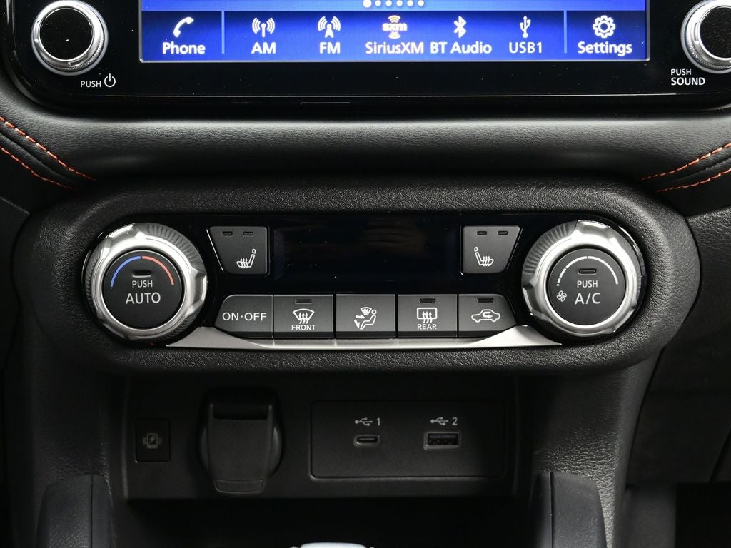 2025 Nissan Versa SR