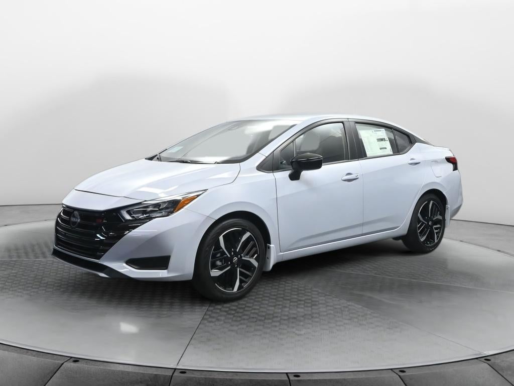 2025 Nissan Versa SR