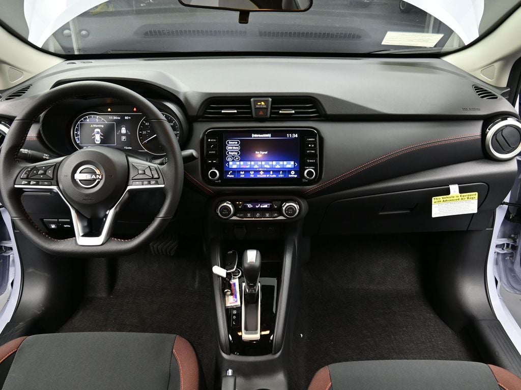 2025 Nissan Versa SR