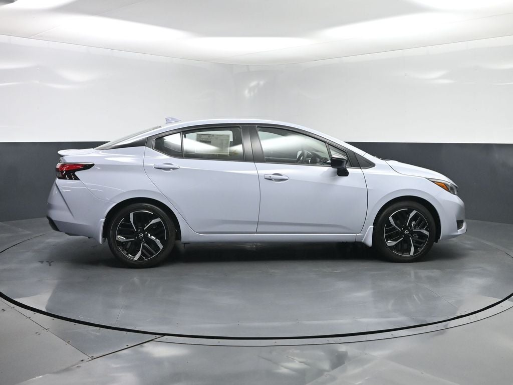 2025 Nissan Versa SR