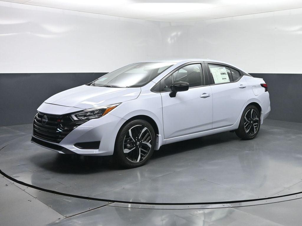 2025 Nissan Versa SR