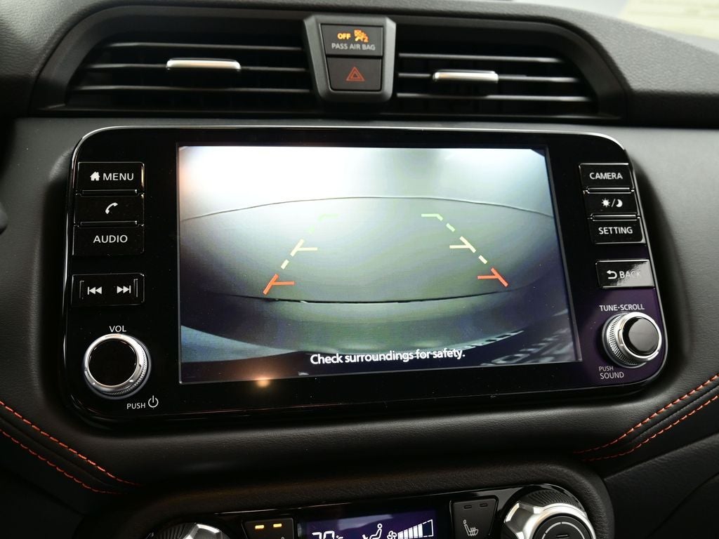 2025 Nissan Versa SR