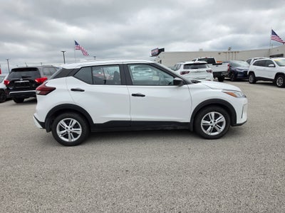 2024 Nissan Kicks S
