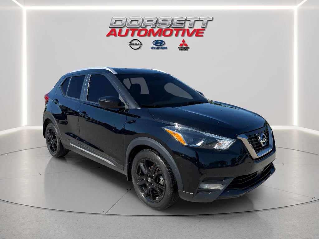 2020 Nissan Kicks SR
