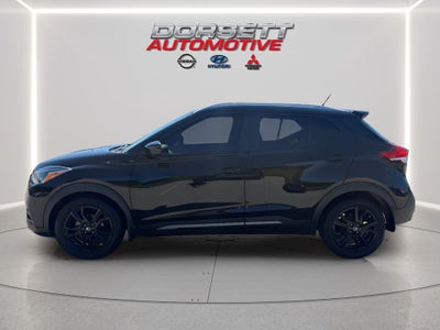 2020 Nissan Kicks SR