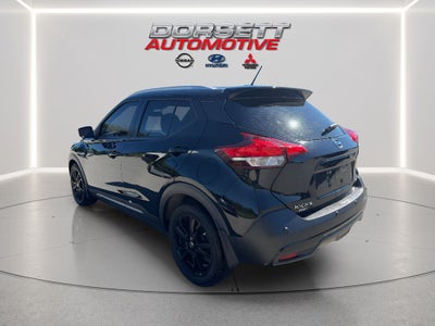 2020 Nissan Kicks SR