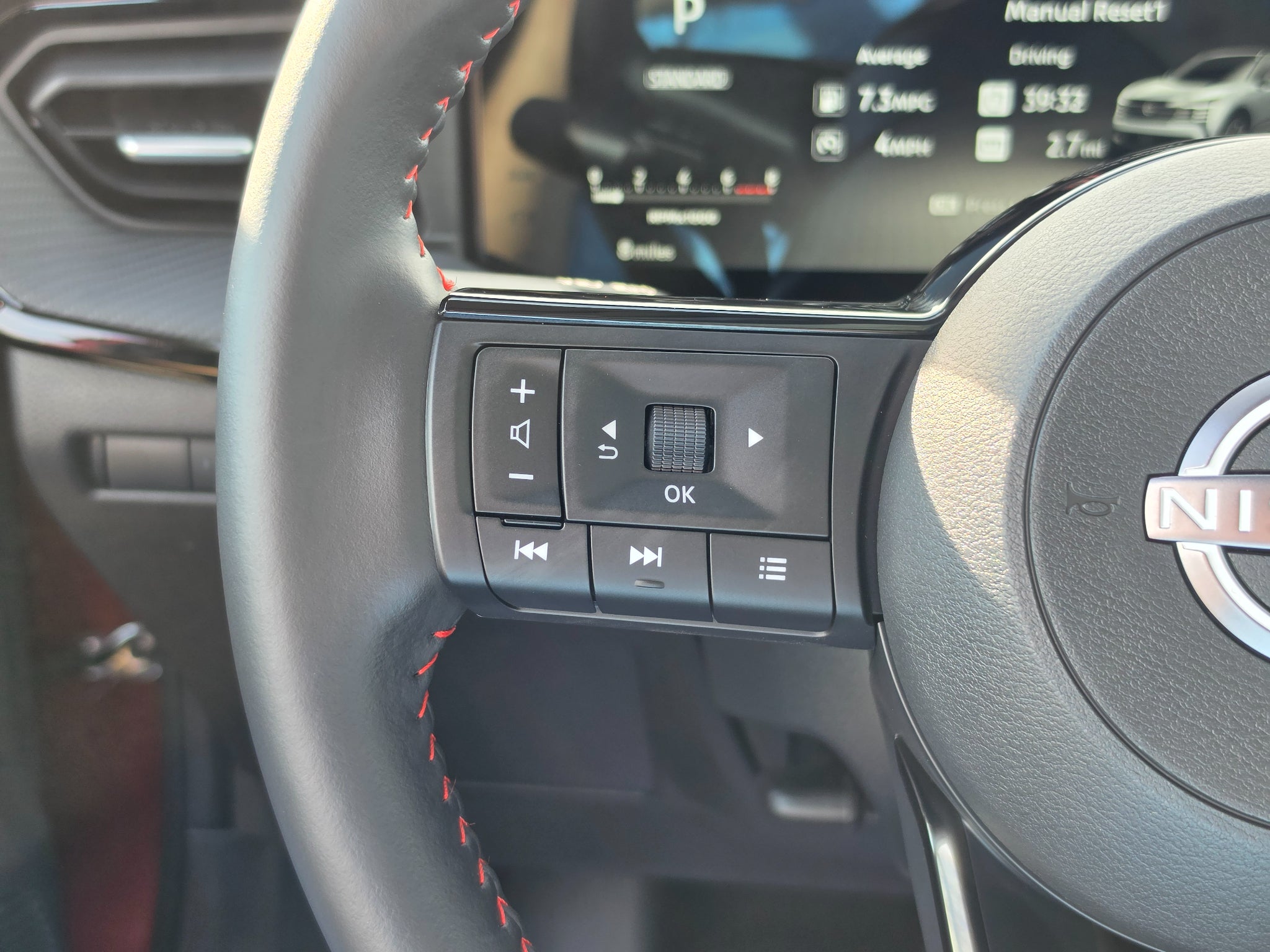 2027 Nissan Kicks SR