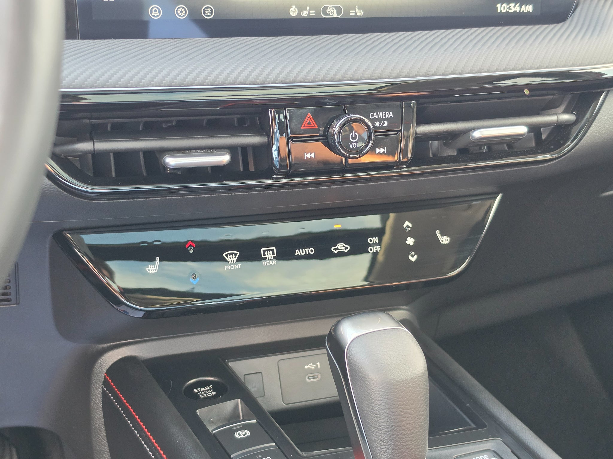 2027 Nissan Kicks SR