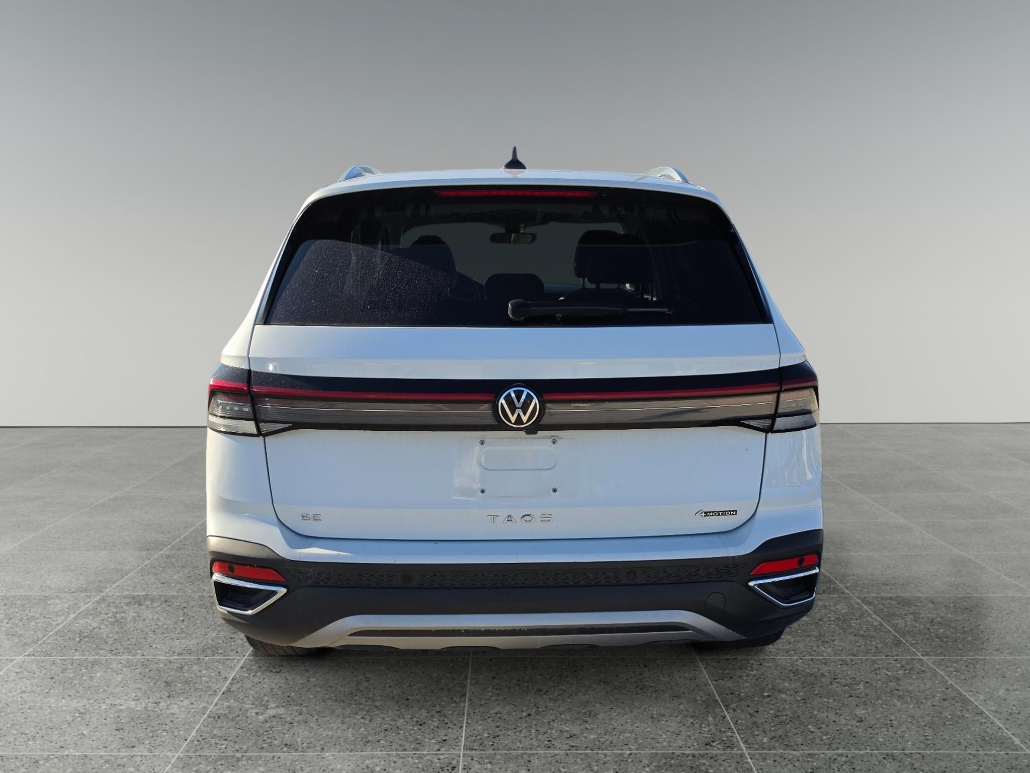 2025 Volkswagen Taos SE