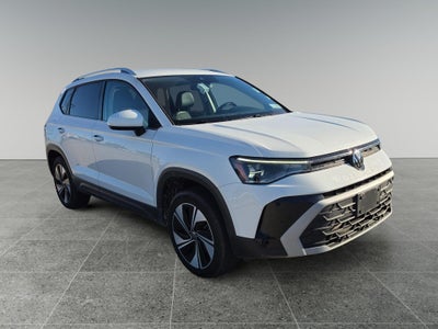 2025 Volkswagen Taos SE