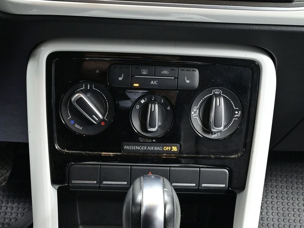 2017 Volkswagen Beetle Convertible 1.8T S