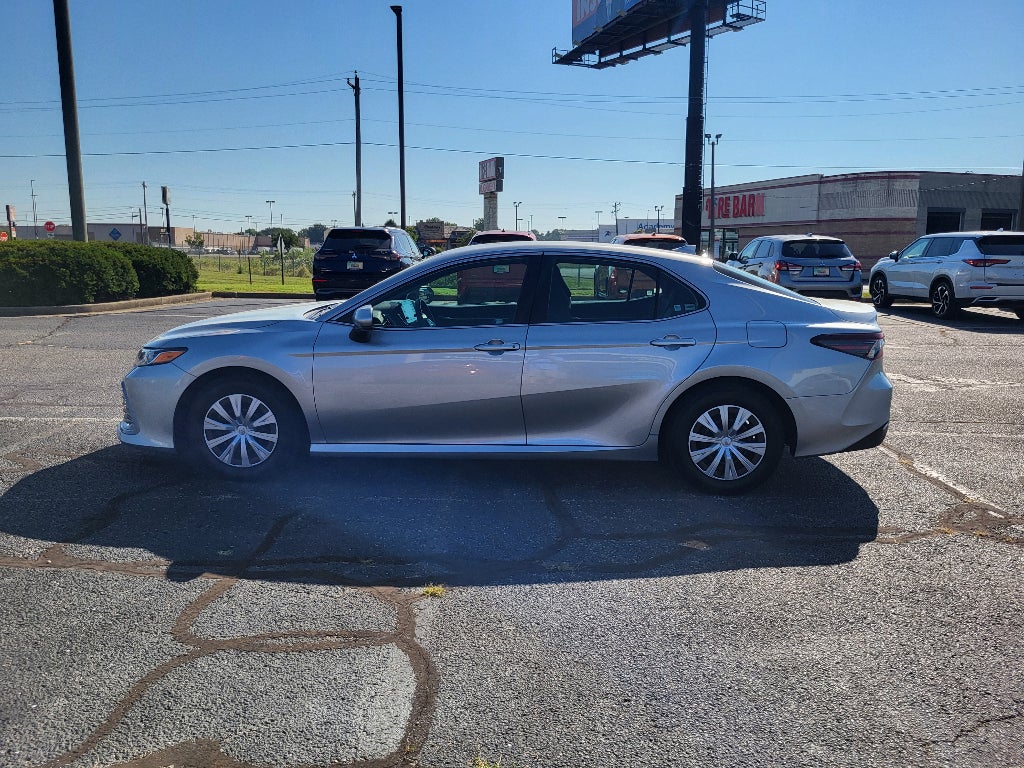 2022 Toyota Camry Hybrid Hybrid LE