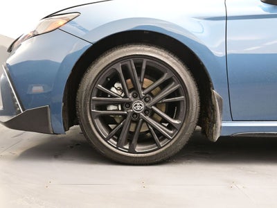 2025 Toyota Camry Hybrid SE